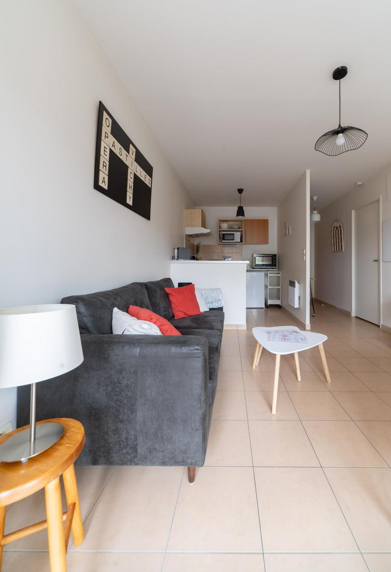 L'Eugenie - Appartement Design & Confort En Centre-Ville 비시 외부 사진
