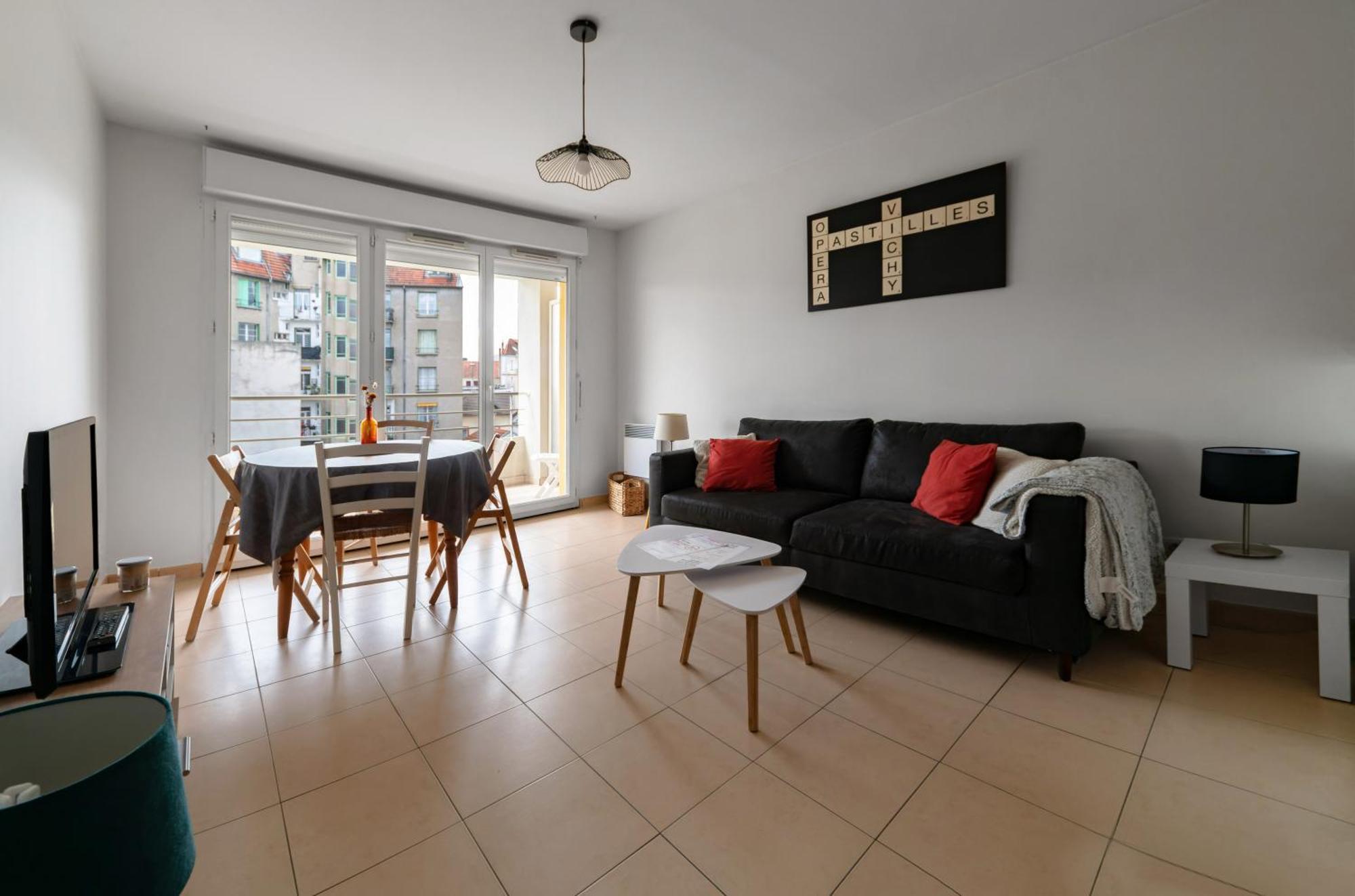 L'Eugenie - Appartement Design & Confort En Centre-Ville 비시 외부 사진