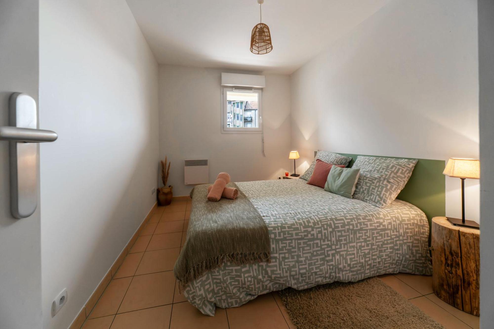 L'Eugenie - Appartement Design & Confort En Centre-Ville 비시 외부 사진